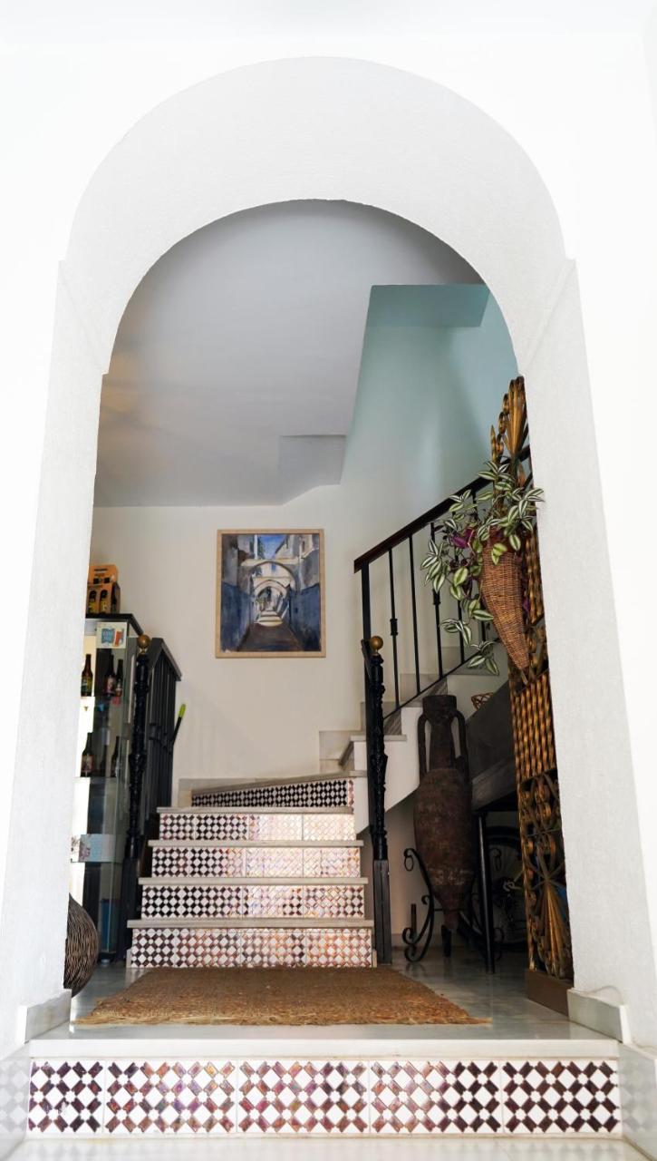 Hostal Trafalgar Barbate Bagian luar foto